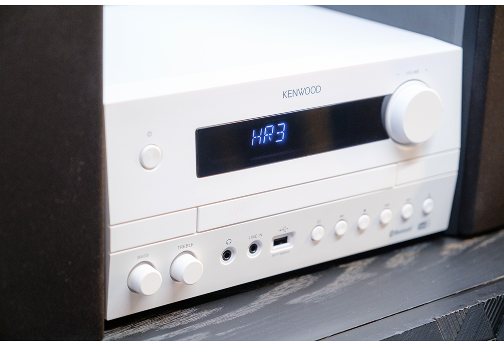 Audio Systems • M822DAB Features • KENWOOD Europe